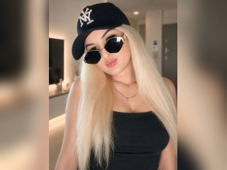 Visit AngelHoney profile