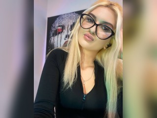 Visit AngelHoney profile