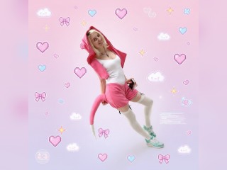 Visit LuckyFoxy profile