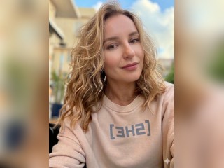 Visit Elymoon profile