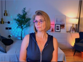 Visit AnnieLight profile
