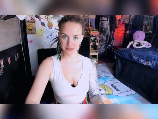 Visit LisaFoxy profile