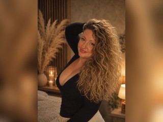 Visit VelvetDiamond profile