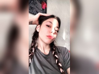 Visit AriRari profile