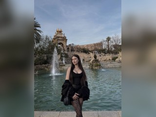 Visit missvalery profile