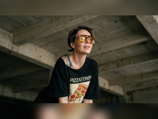 Visit SunkissedKris profile