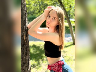 Visit AnnaSweet profile