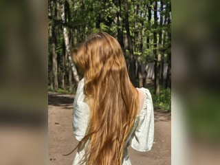 Visit sweetiefoxxxy profile