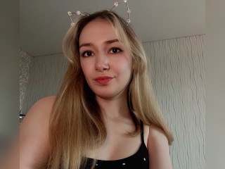Visit AnnaBanana profile