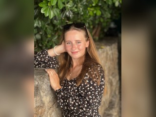 Visit Ytonisa profile