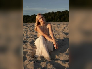 Visit Ravesiq profile