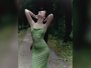 View sweetiefoxxxy profile in Girls - A Little Shy category