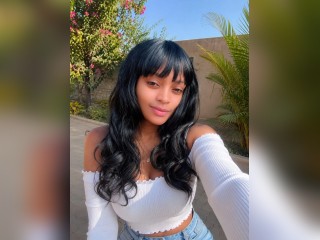 Visit Roseyy profile