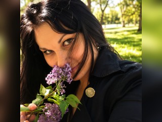 Visit Roxsana profile