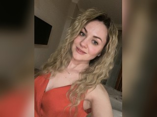 Visit kittyx555 profile
