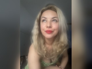 Visit AriannaVey profile