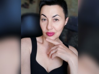 View Tianna33 profile in Long Term or Marriage category