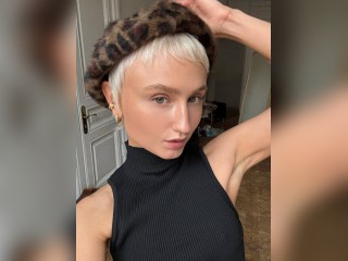 Visit Evylenn profile
