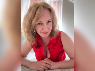 View LunarVeil profile in Girls - A Little Shy category