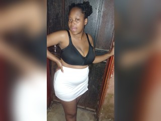 Visit HornyEbony profile