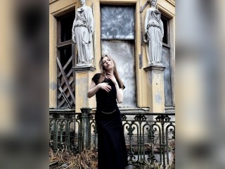 Visit TinaTayylor profile