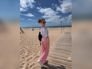 Visit AlishaSunn profile