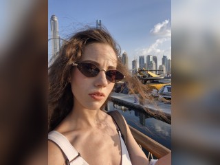 Visit ArianeEsther profile