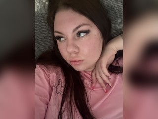 View emilyboo profile in Girls - Not So Shy category
