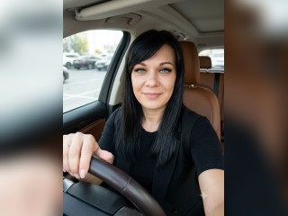 Visit QueenWinds profile