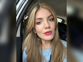 Visit lollypollyy profile