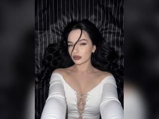Visit JessieNice profile