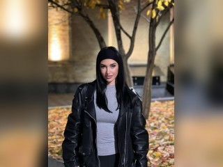 Visit Ksennia profile