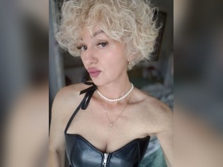 Visit Lisicka27 profile