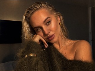 Visit Aylin9999 profile