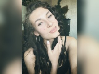 Visit FeralBerry345 profile
