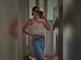 Visit CuteMe01 profile