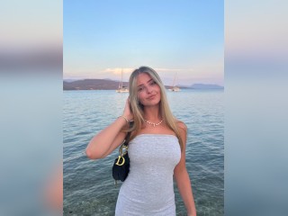 View VanillaKiss profile in Make New Friends category