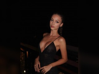 View NectarLips profile in Long Term or Marriage category