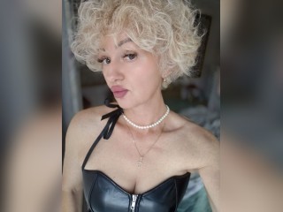 Visit MonAmurx profile