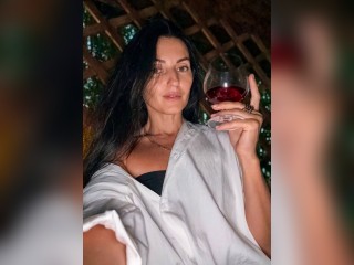 Visit Jassmine profile