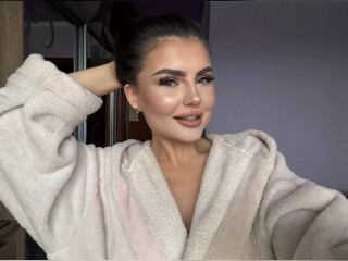 Visit BrunetteMuse profile