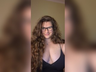 Visit Karinna profile