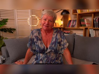 Visit RoxanaBrooks profile