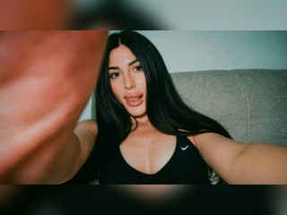 Visit HotBrunette777 profile
