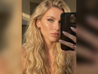Visit SweetGirlsy profile
