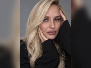 Visit MissLunar profile
