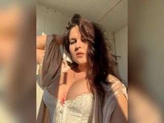 Visit LunaFaye profile