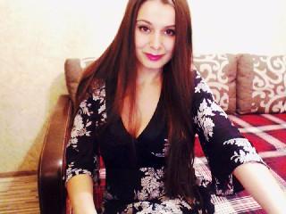 Why not cam2cam with monicangel: Strip-tease