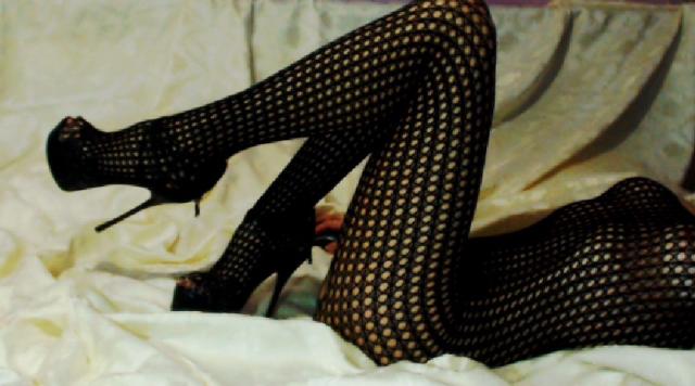 Start video chat with BlondAngelXX: Legs, feet & shoes