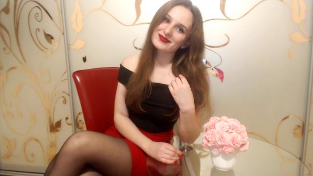 Find your cam match with ElenaPrecious: Ice Cubes